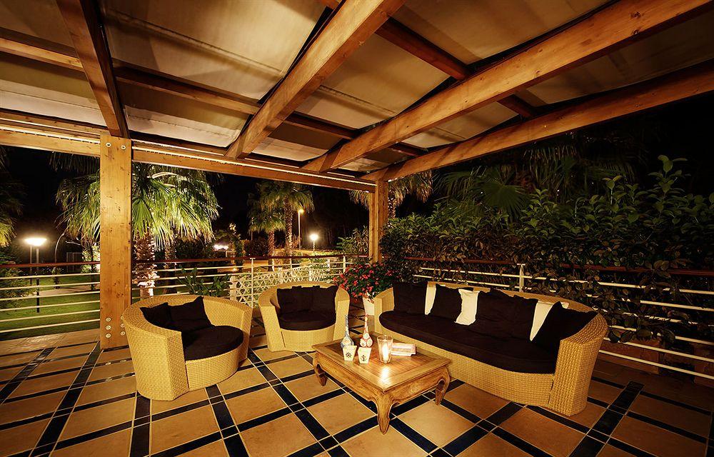 Boutique Hotel Esplanade Paestum Esterno foto